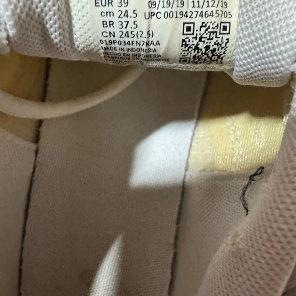 Nike Air Max Plus TN white Metallic Silver 6.5y(women’s 8) - Picture 7 of 7